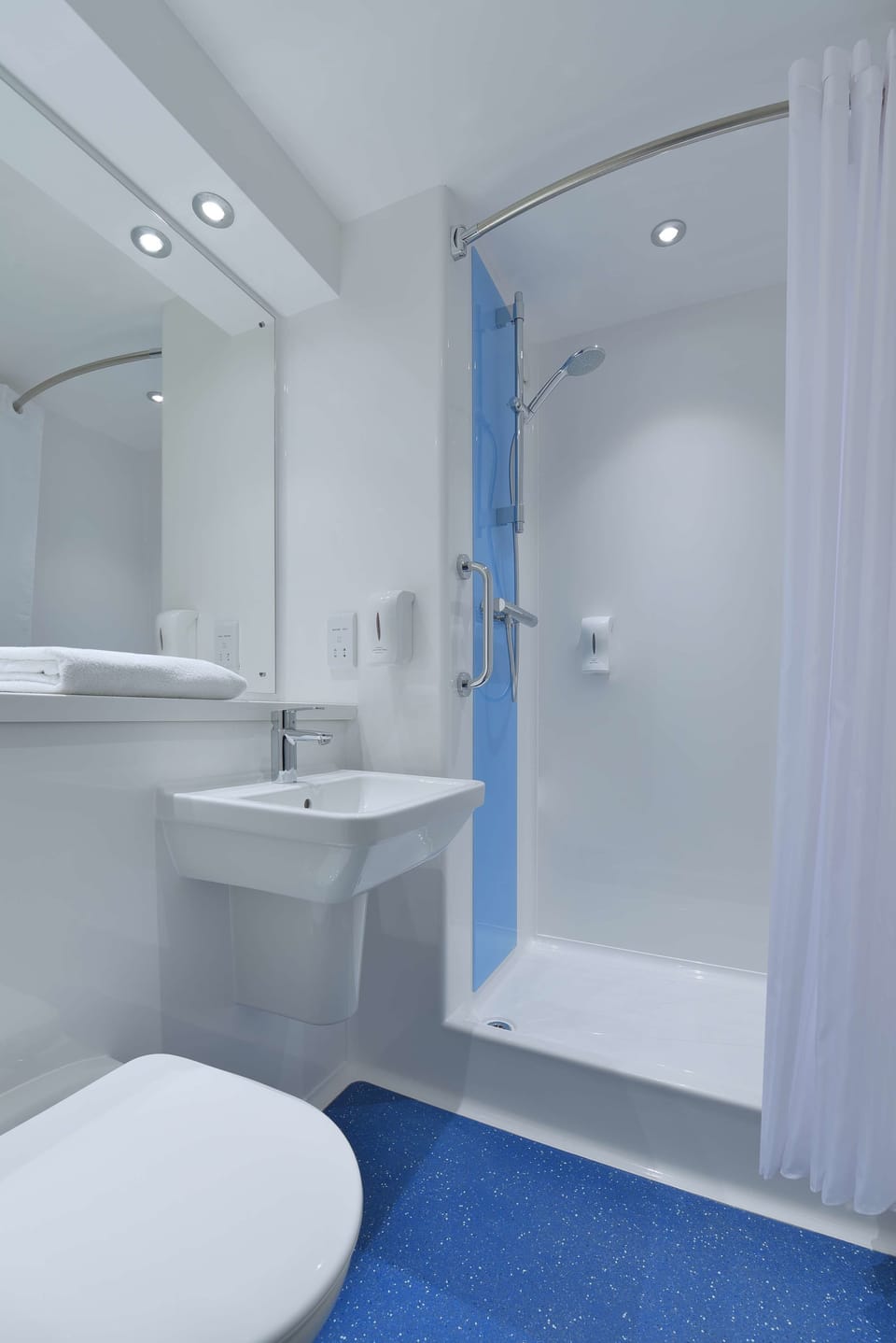 Hair dryer (on request), towels
