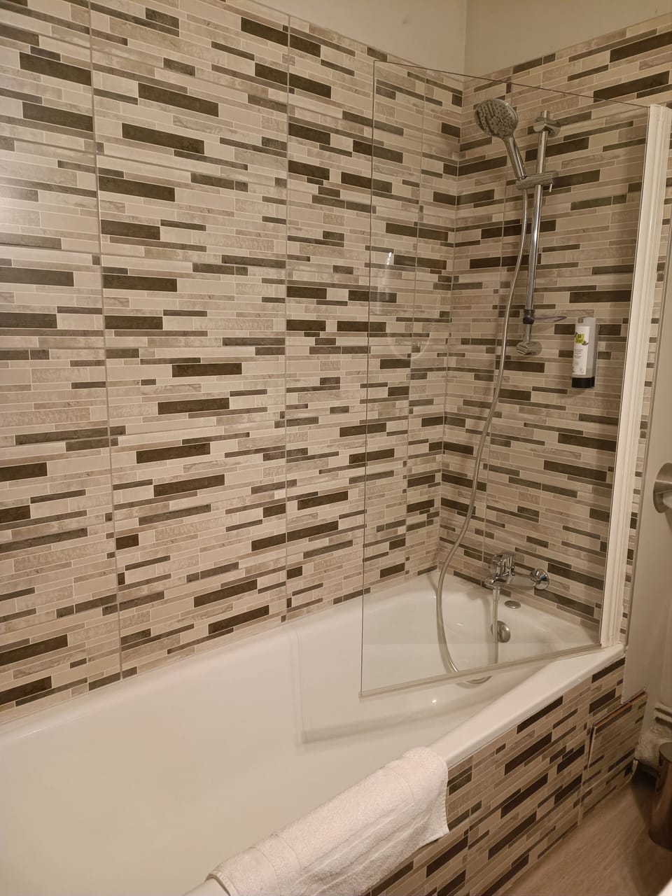 Comfort Double Room | Bathroom | Towels