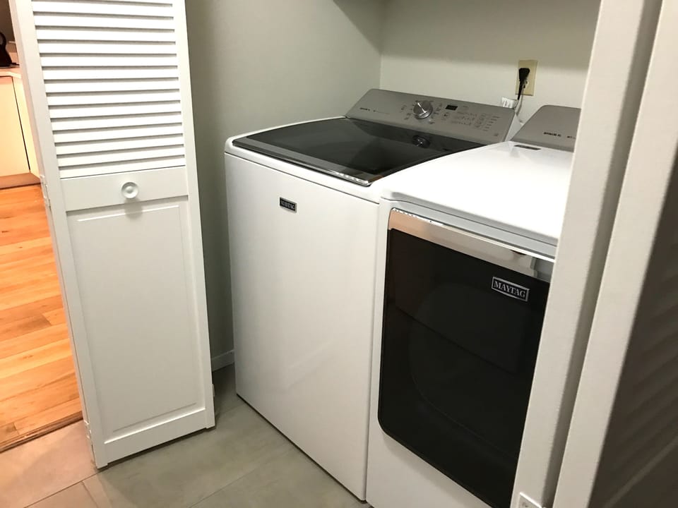 Washer & Dryer