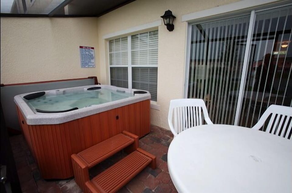 Private Jacuzzi