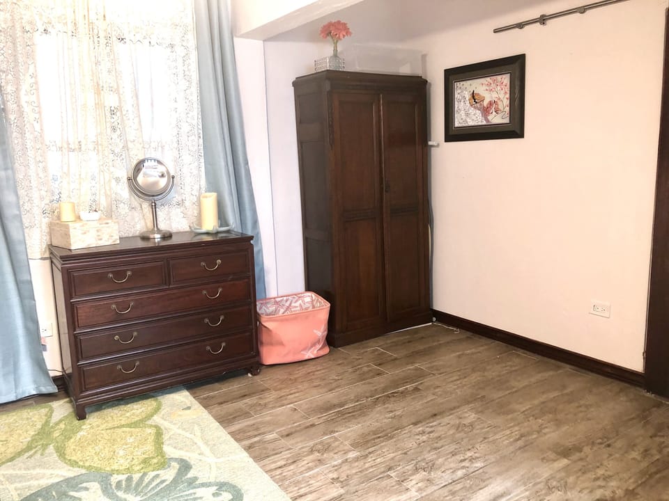 Master Bedroom downstairs 