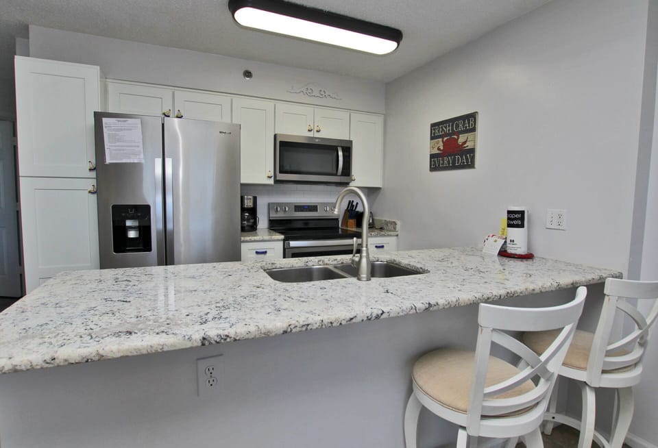 3 Kitchen (1)