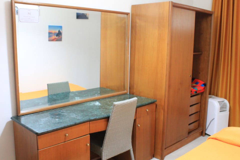 1 bedroom, desk, soundproofing, iron/ironing board