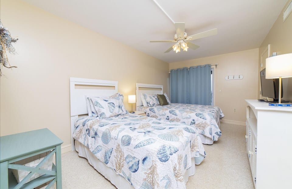Second bedroom