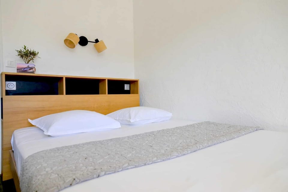 Standard Apartment, 1 Bedroom, Balcony, Garden View | Living area | LED TV