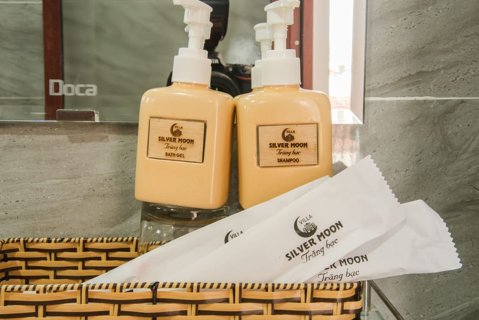 Shower, free toiletries, hair dryer, slippers