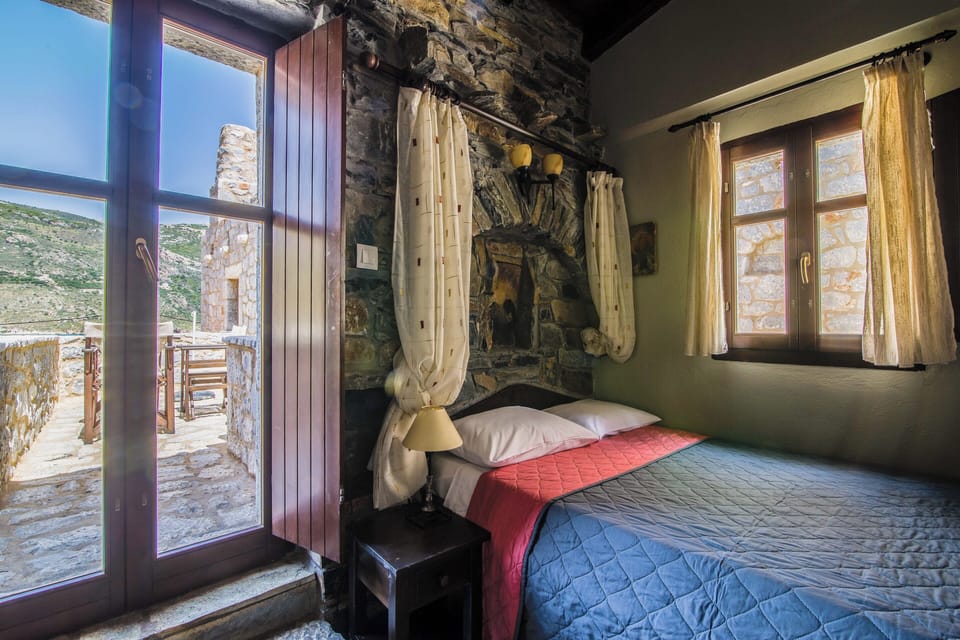 Traditional Duplex, 1 Double Bed, Sea View | 1 bedroom, WiFi, bed sheets