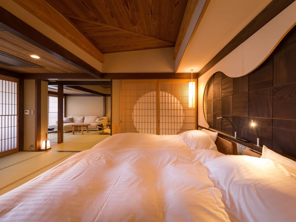 Suite,  Japanese breakfast, Check-in only between 3pm-6pm, Non Smoking | Minibar, in-room safe, WiFi (free), individually decorated