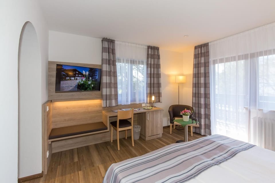 Desk, WiFi (free), bed sheets