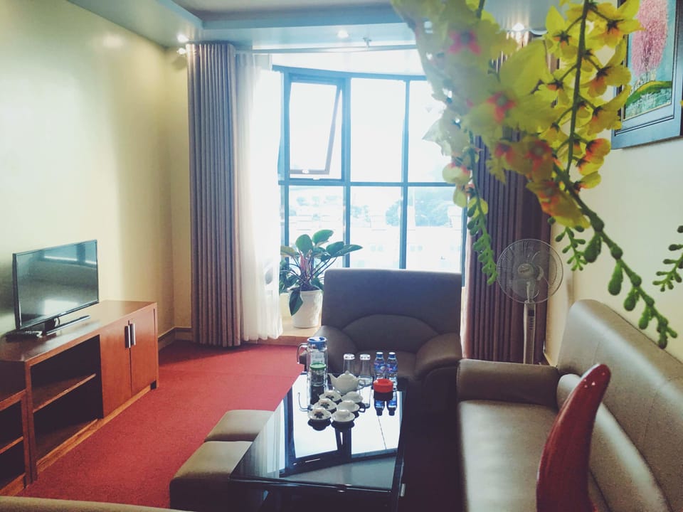 VIP 1 | Living room | Flat-screen TV