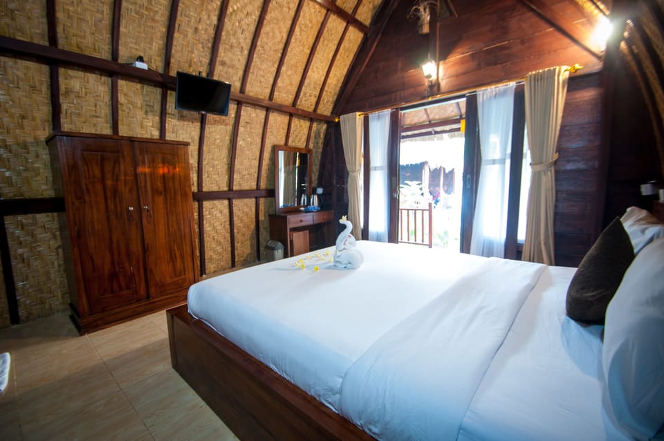 Classic Room, Garden View | 1 bedroom, Egyptian cotton sheets, premium bedding, down comforters