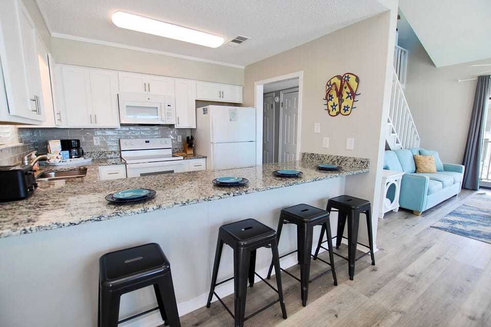 4 - Kitchen (1)