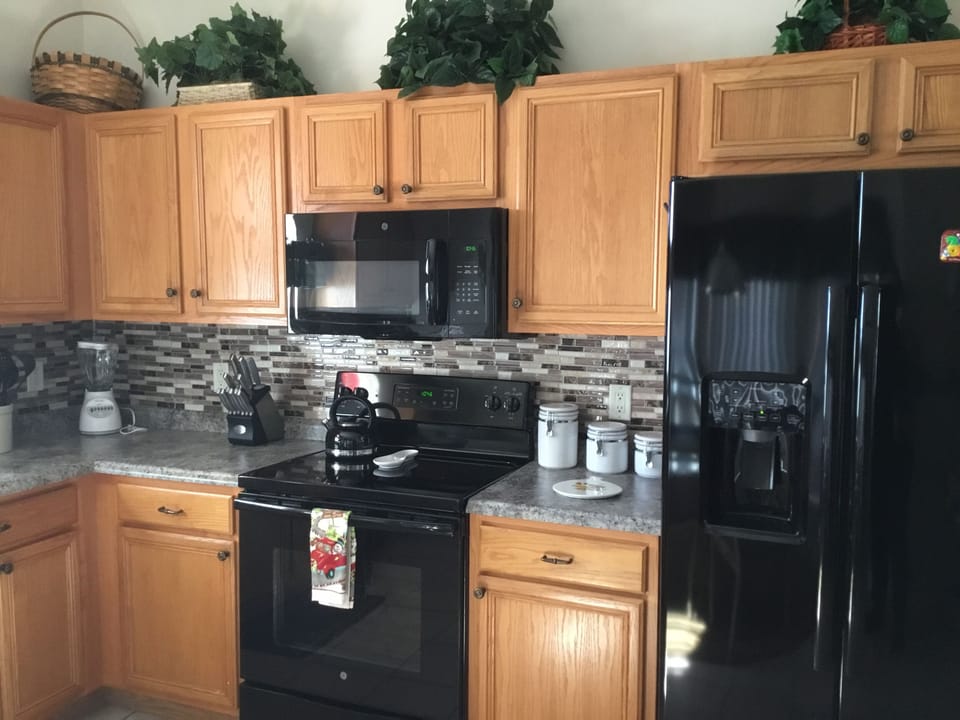 Well stocked kitchen has everything you’ll need!