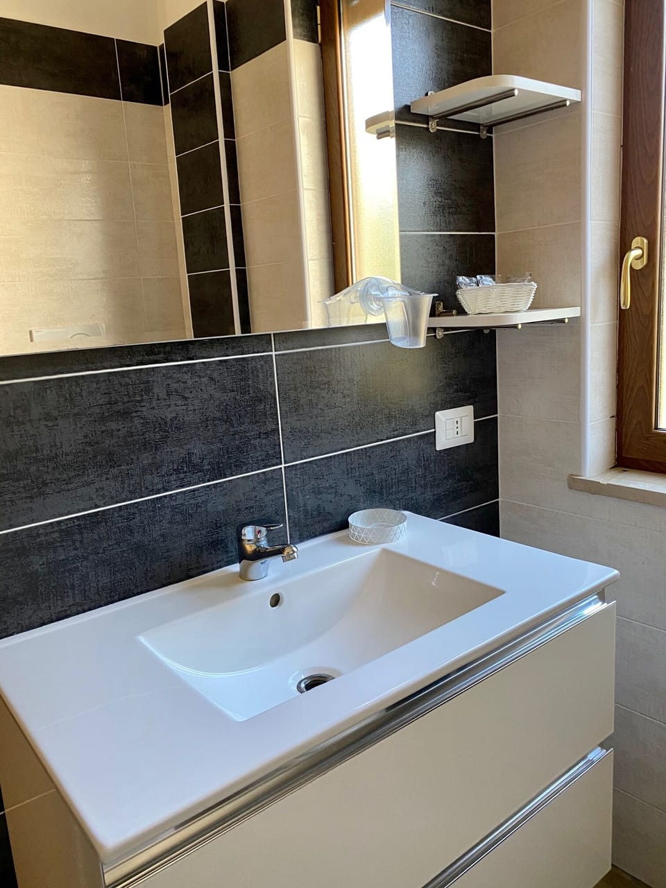 Comfort Double Room, Terrace | Bathroom sink