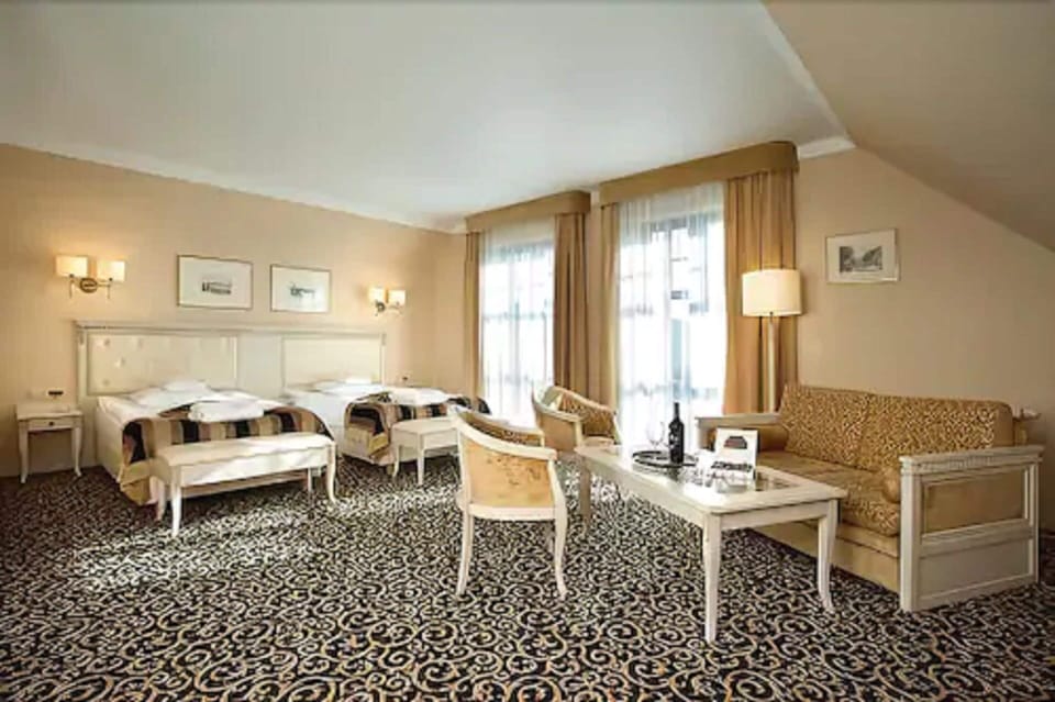 Deluxe Double or Twin Room, 1 Bedroom (Building A, No AC) | Minibar, in-room safe, blackout drapes, iron/ironing board