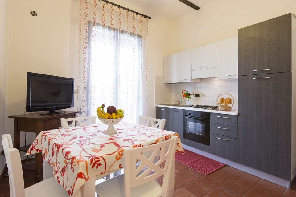 Deluxe Villa, 2 Bedrooms | Private kitchen | Fridge, microwave, stovetop, cookware/dishes/utensils
