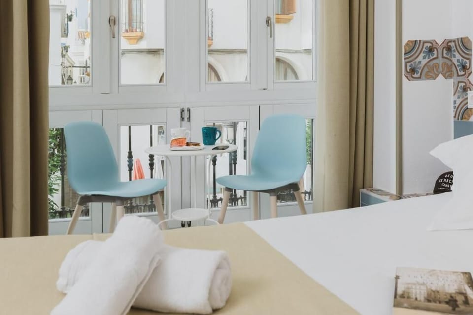 Double Room, Balcony | Desk, soundproofing, free WiFi, bed sheets