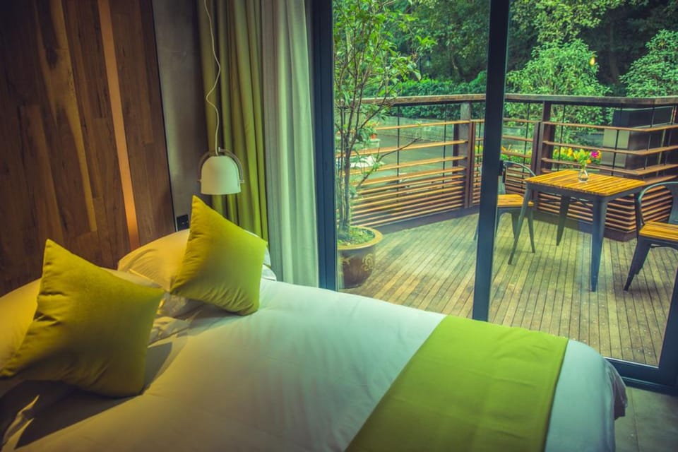 Superior Double Room | Desk, blackout drapes, iron/ironing board, free WiFi