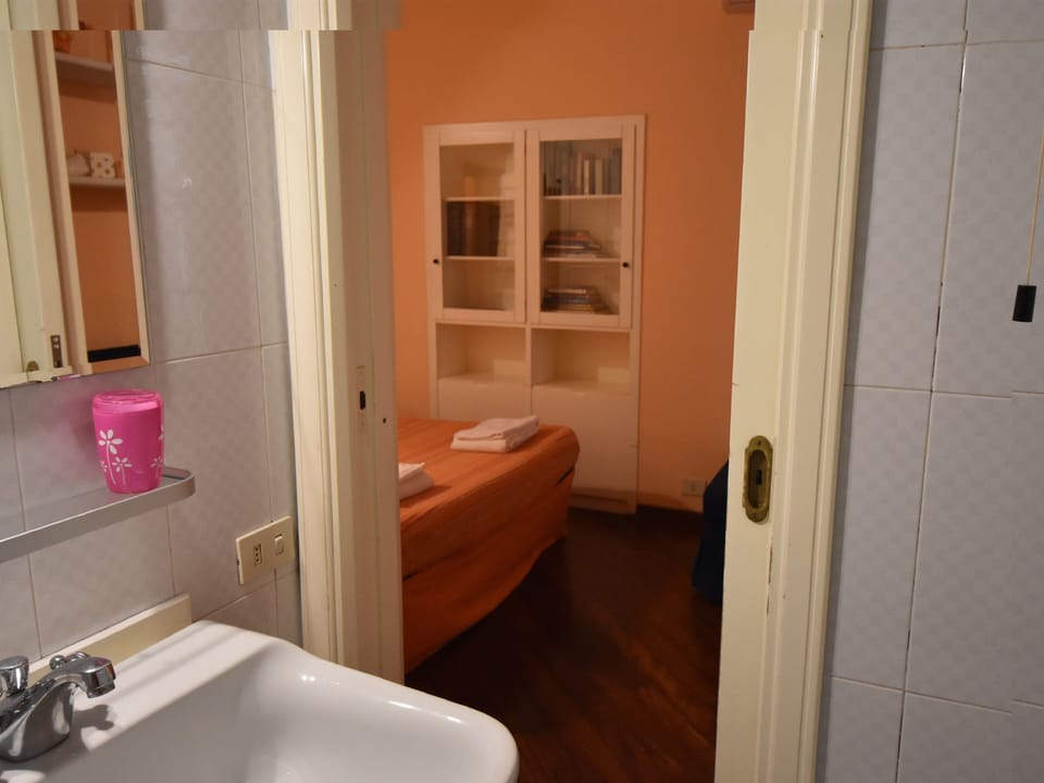 Double Room, Ensuite | Bathroom