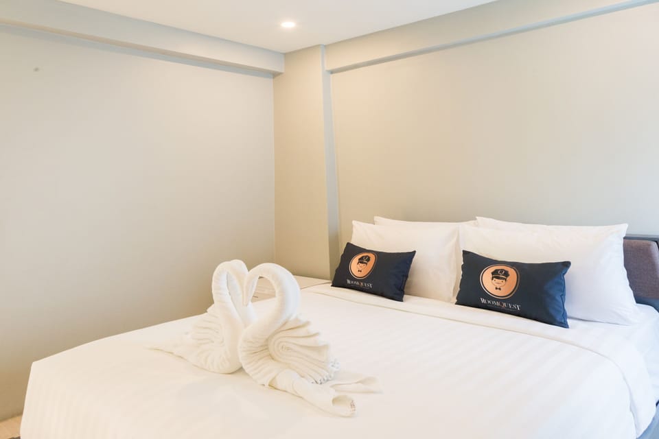 Standard Double Room, 1 Queen Bed, Non Smoking, City View | Blackout drapes, free WiFi
