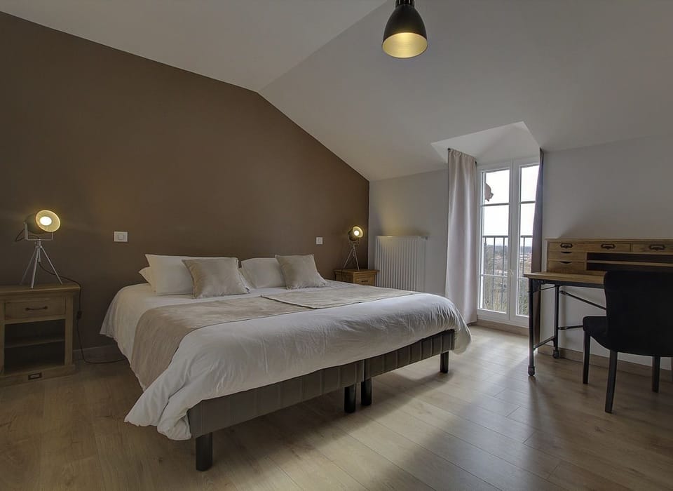 Double Room | Desk, soundproofing, iron/ironing board, free WiFi