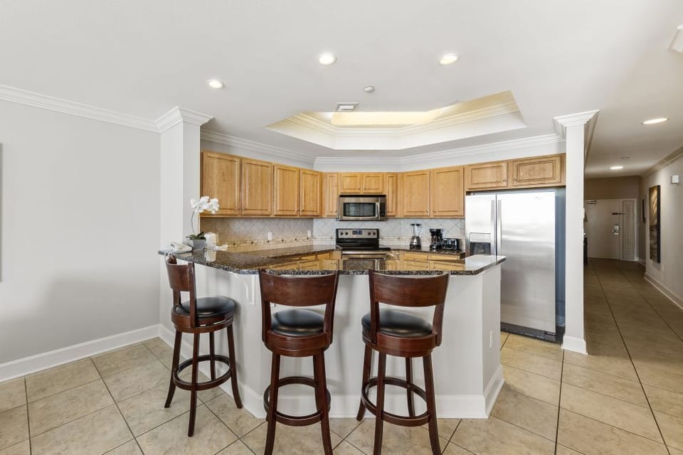 Kitchen/Dining Area