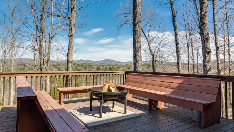 Gather round & get ready for s’mores on the dual Cowboy charcoal grill/fire pit!