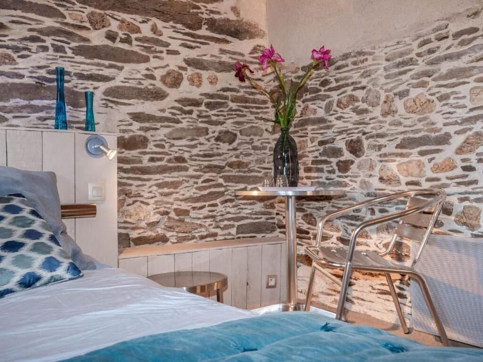 Double Room (Iris) | Premium bedding, individually decorated, individually furnished
