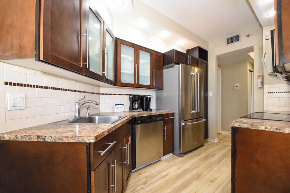 Surfside Resort 1010 - Fully Equipped Kitchen