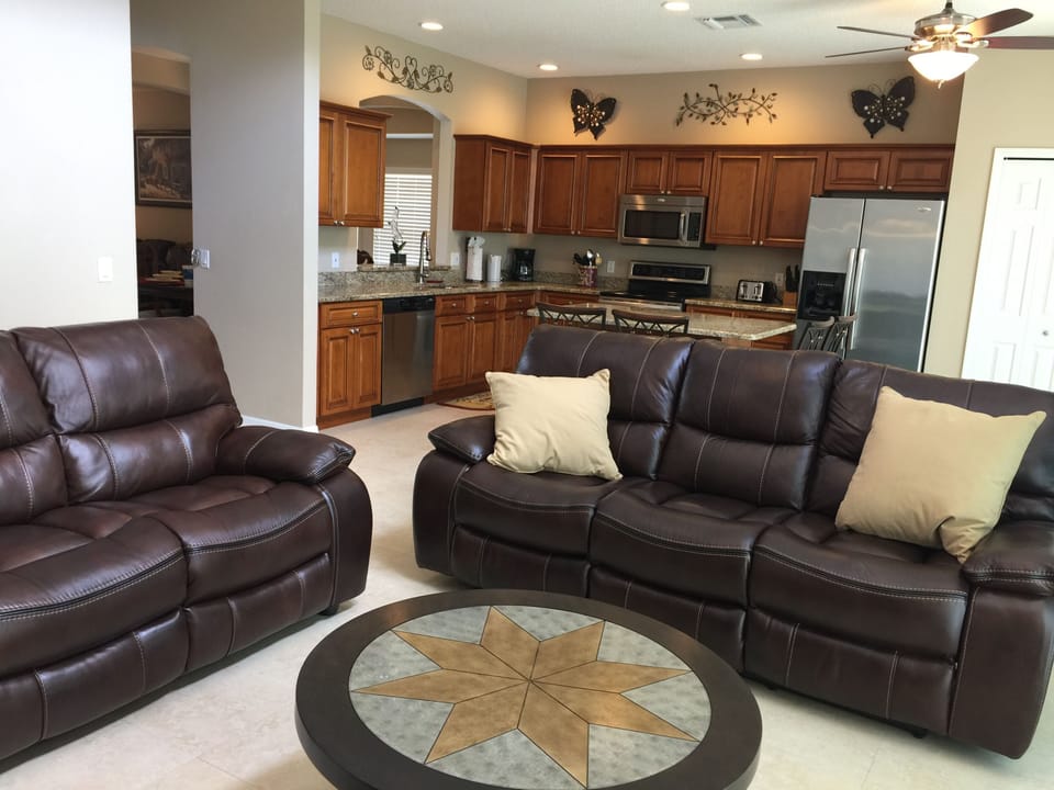 Family room to kitchen