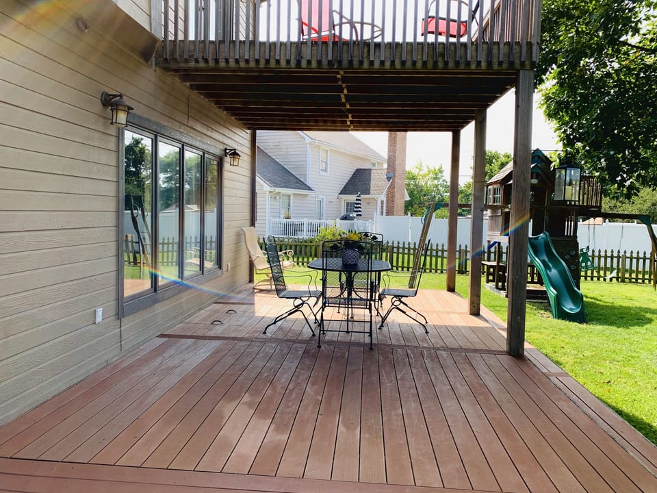 Come have a glass of wine while the kids play!