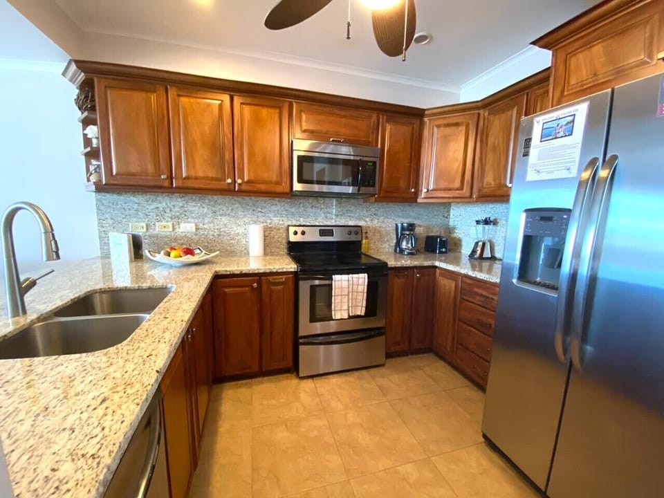 Recently renovated kitchen, fully equipped including coffee and spices