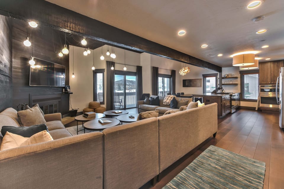 Spacious Main Living Area with Open Floor Plan