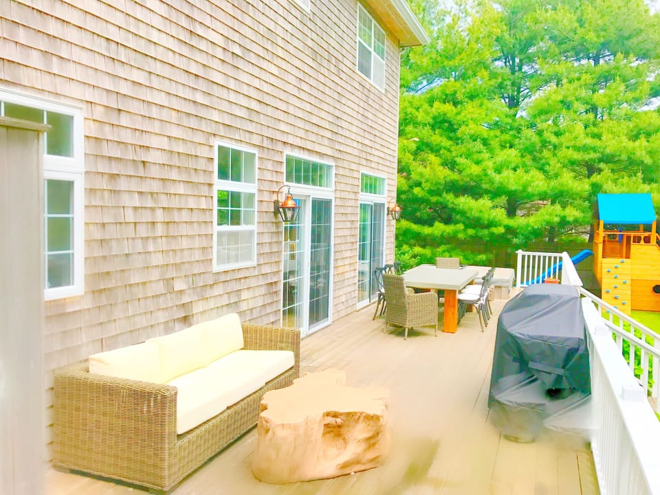Back Deck with Gas BBQ
