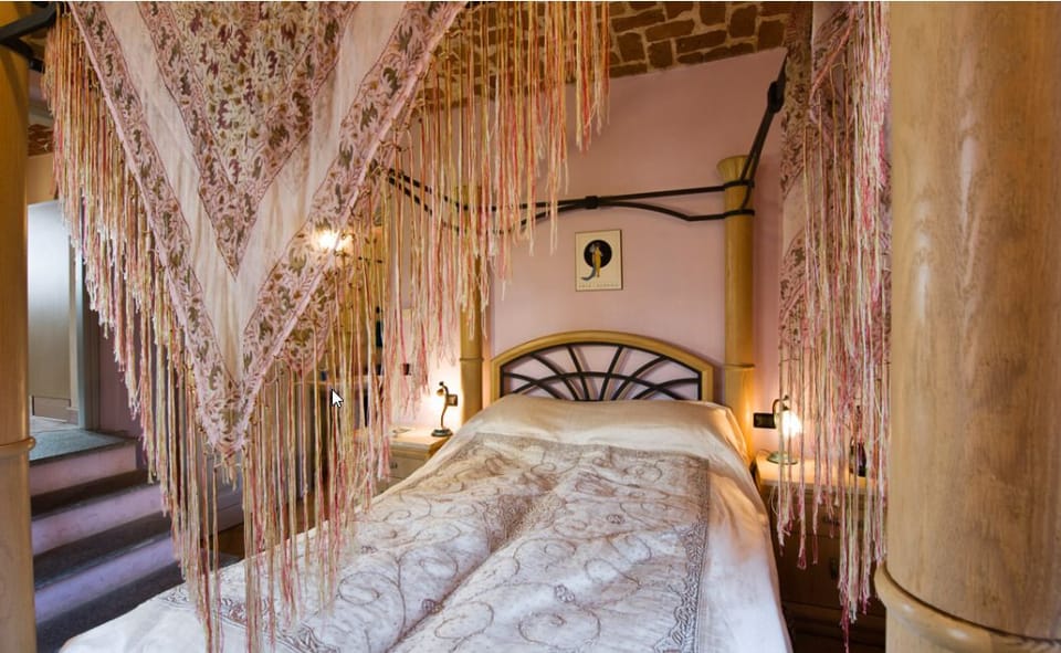 Suite, 1 Bedroom | Minibar, bed sheets