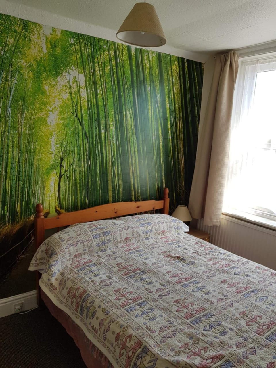 Premium bedding, iron/ironing board, bed sheets