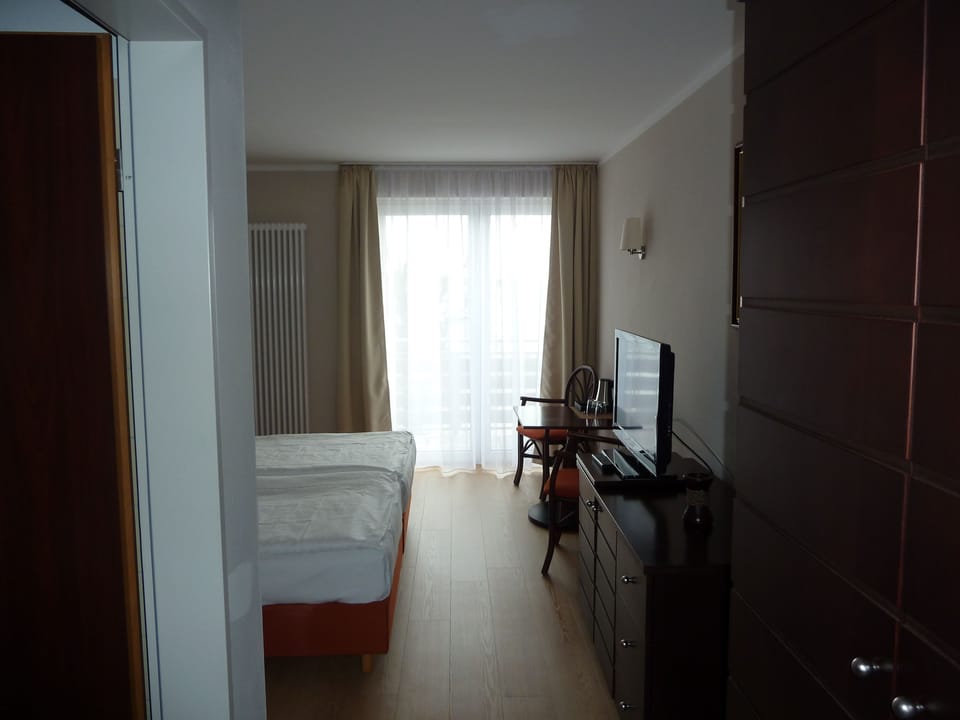 Double Room, Sea View | In-room safe, cribs (free), WiFi (free)