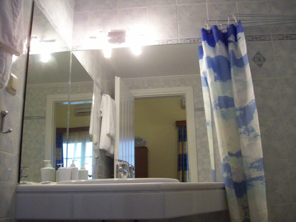 En Ermoupoli Bed and Breakfast in Decentralized Administration of the Aegean