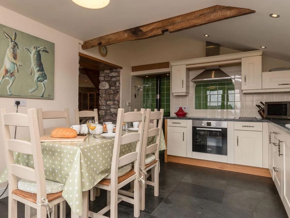 Luxury House, Private Bathroom (Farmhouse) | Dining