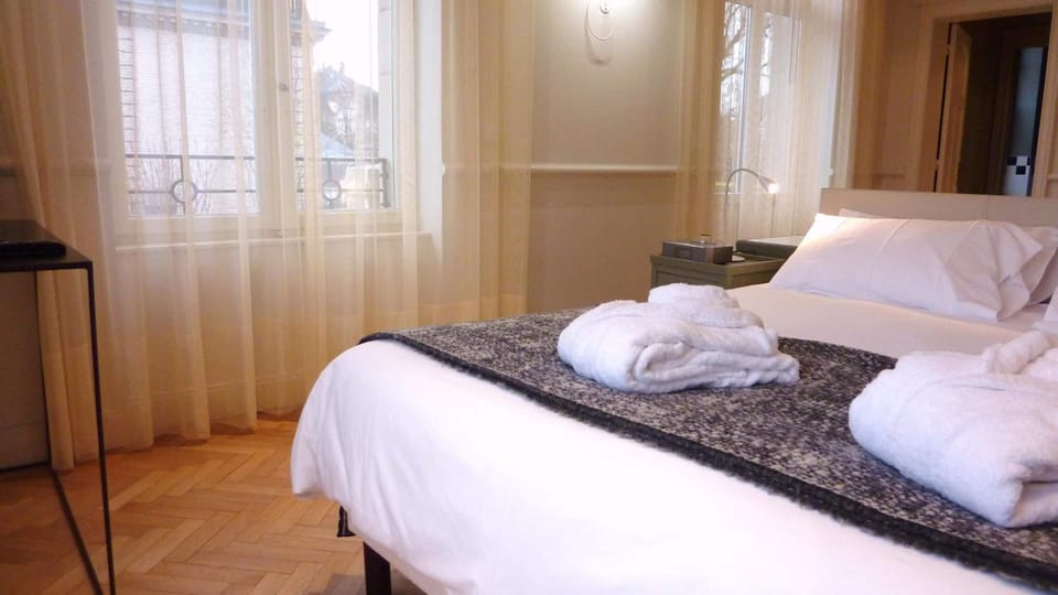 In-room safe, individually decorated, individually furnished, desk