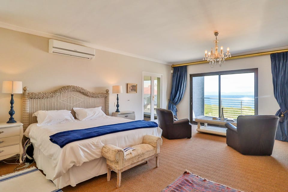 Luxury Rooms | 1 bedroom, premium bedding, in-room safe, individually decorated