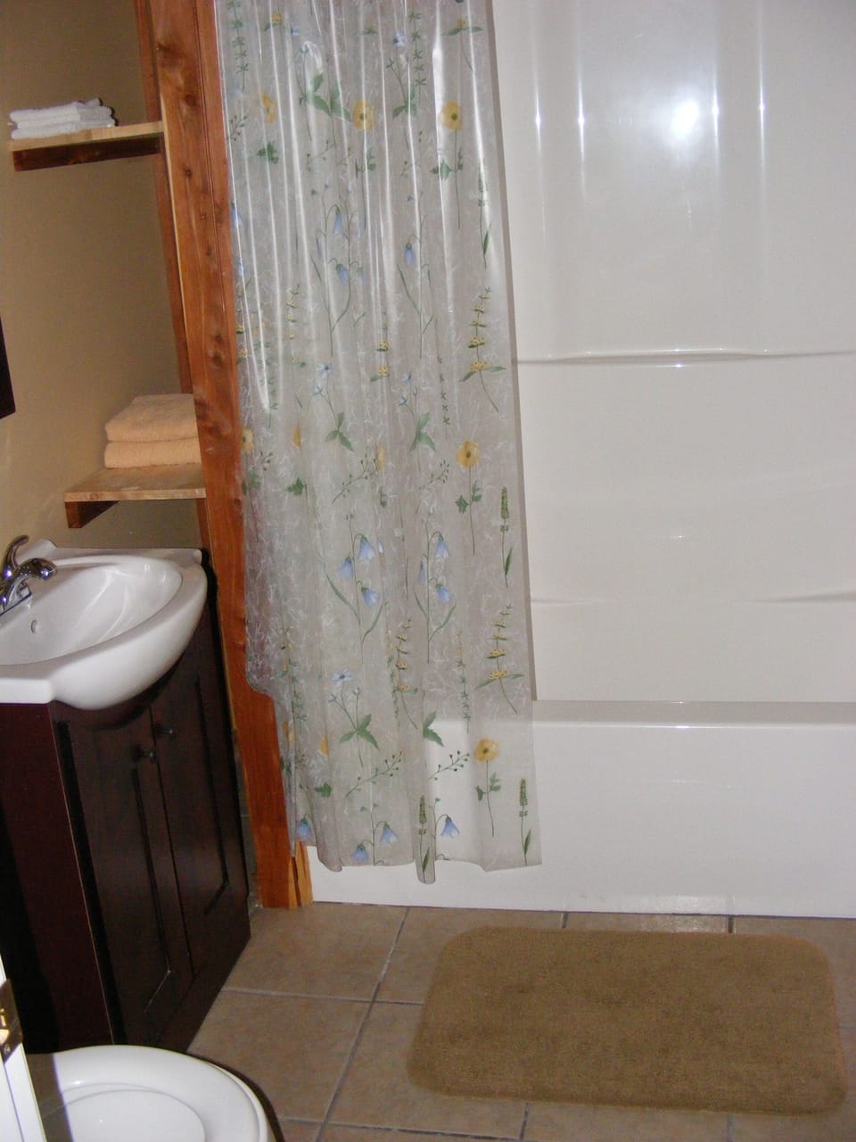 full bathroom in the lower level living area