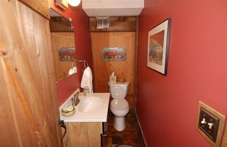 Bathroom 2
