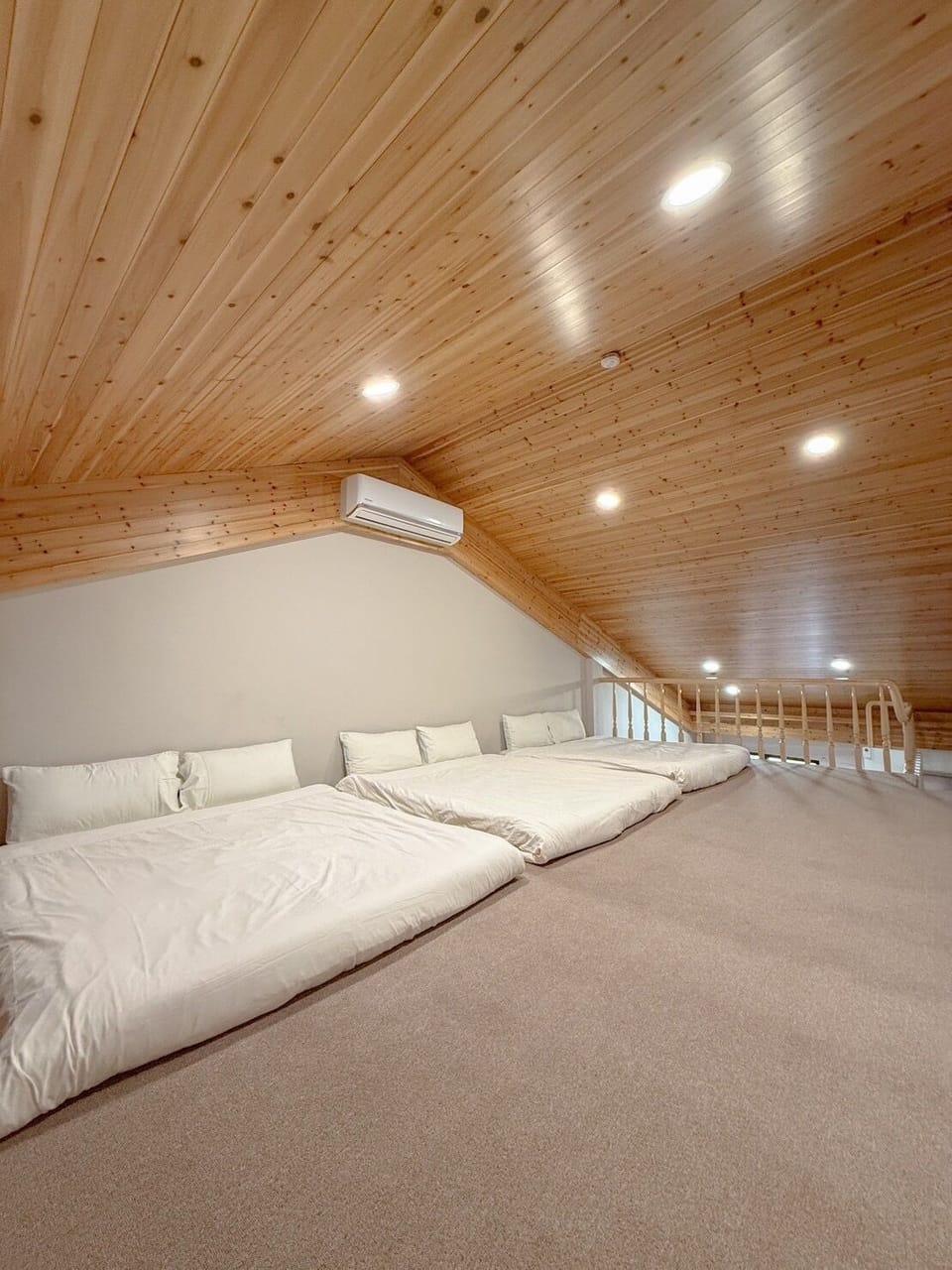 Deluxe Room, Multiple Beds, Mezzanine | Desk, soundproofing, free WiFi, bed sheets
