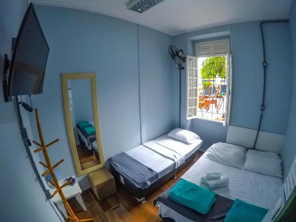 Double Room (Banheiro compartilhado) | Free WiFi, bed sheets