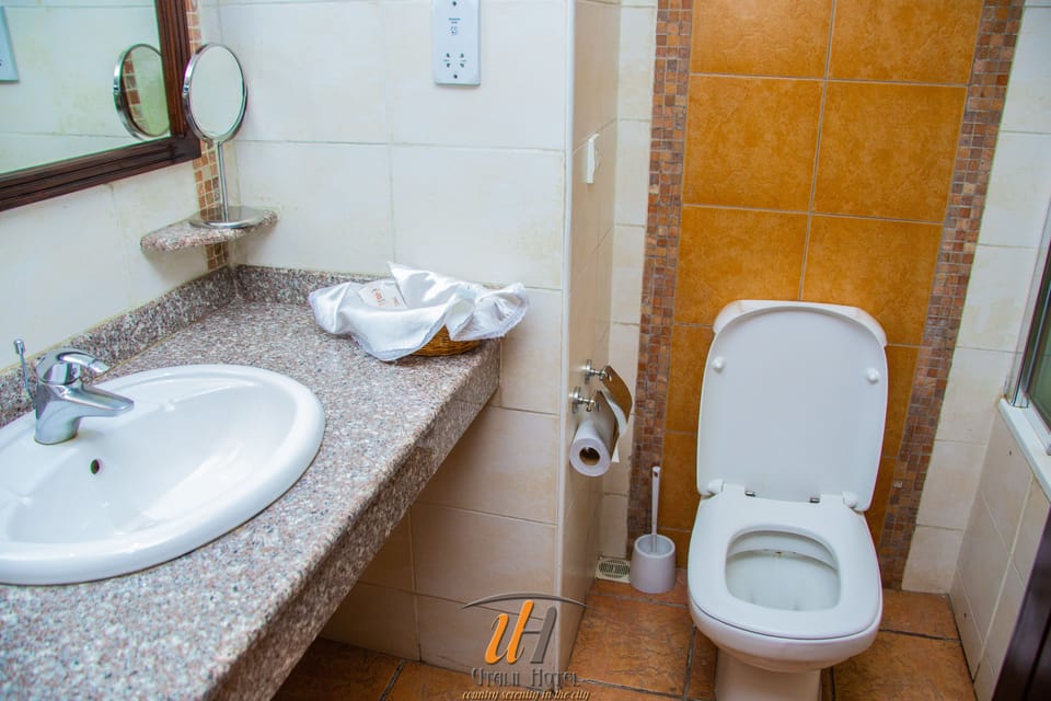 Standard Double Room | Bathroom sink