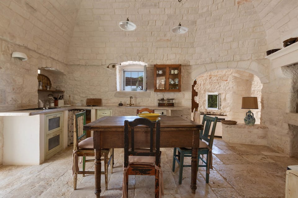 Deluxe Villa, 4 Bedrooms | Private kitchen | Full-size fridge, oven, stovetop, cookware/dishes/utensils