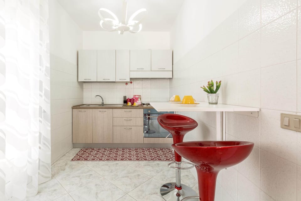 Villa, 3 Bedrooms | Private kitchen | Full-size fridge, microwave, oven, stovetop