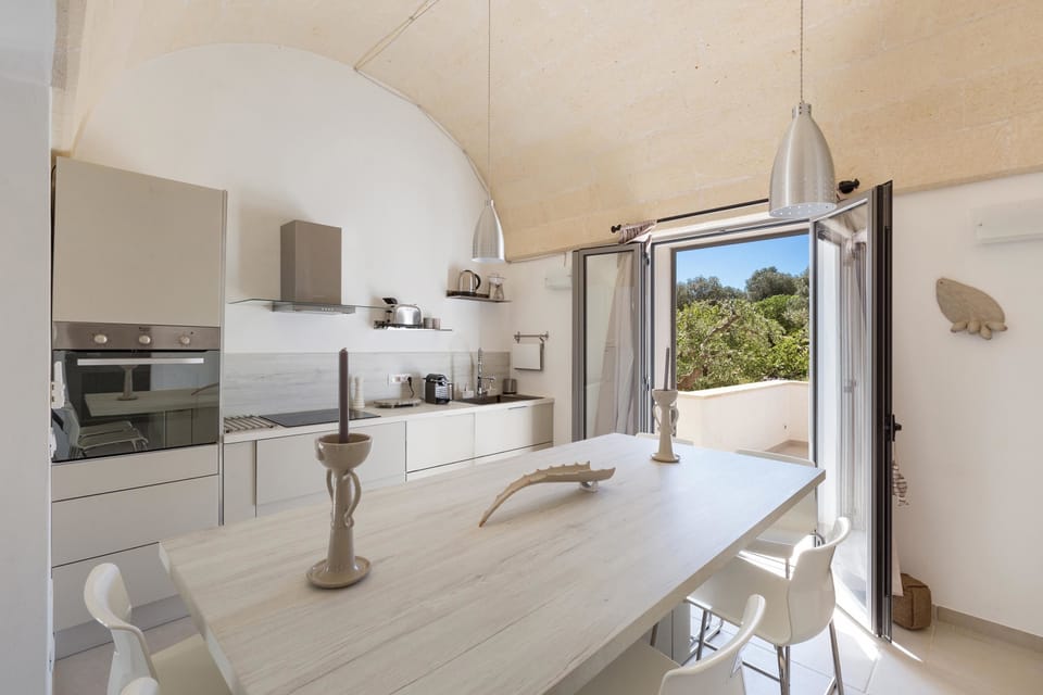 Villa, 3 Bedrooms, Pool Access | Private kitchen | Full-size fridge, microwave, oven, stovetop