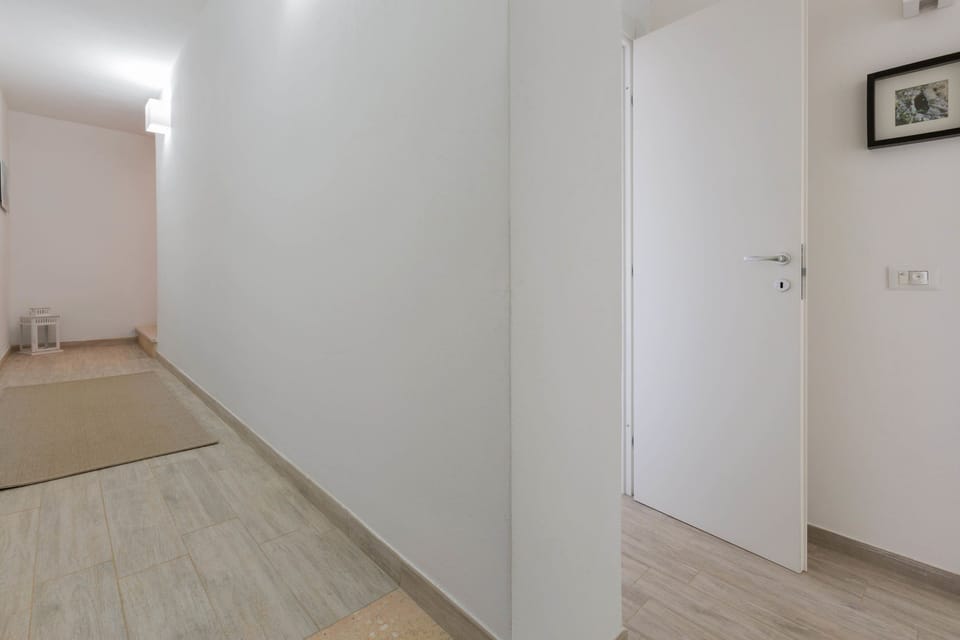 Villa, 3 Bedrooms, Pool Access | 3 bedrooms, iron/ironing board, free WiFi